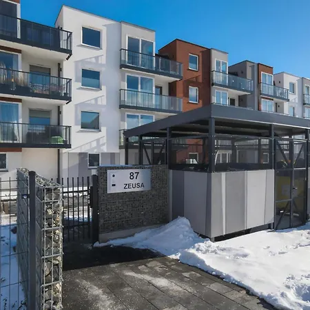 Butterfly With Parking By Renters